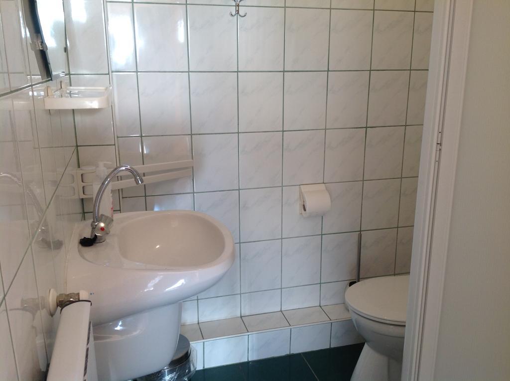 Attila Apartmanhaz Hotel Hévíz Eksteriør billede